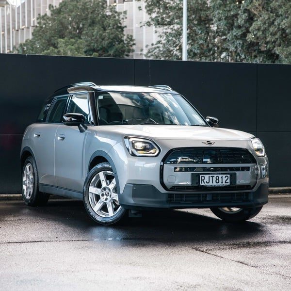 2025 MINI Countryman E Classic, main photo