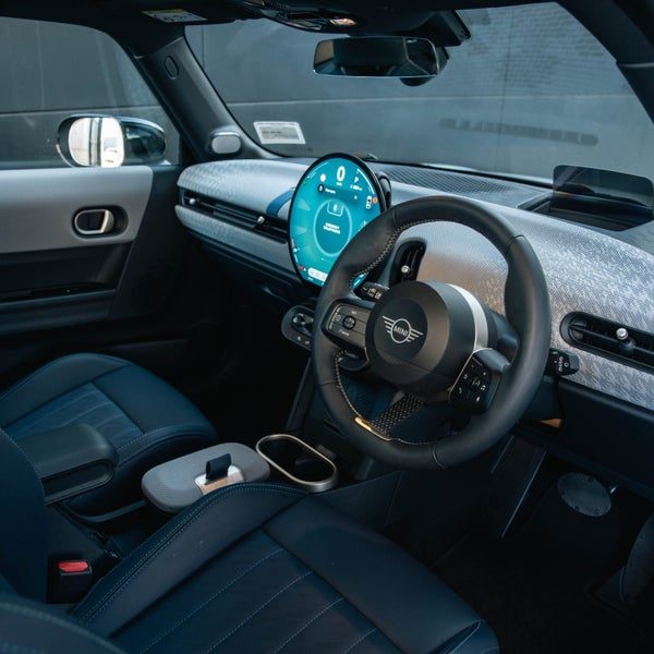 2024 MINI Cooper S 3 Door Favoured, photo 3