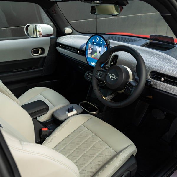 2026 MINI Cooper S 3 Door Hatch Favoured, photo 3