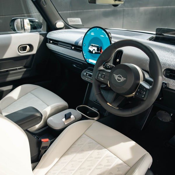 2026 MINI Cooper S 3 Door Favoured, photo 3