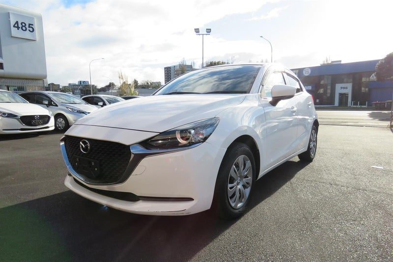 2020 Mazda 2 15c Low Mileage, photo 3