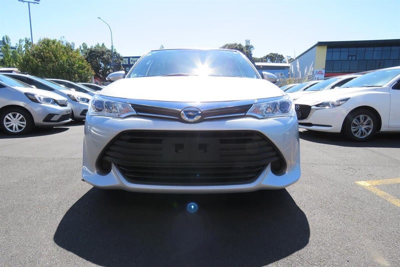 2015 Toyota Corolla Axio 1.5L Hybrid, photo 2