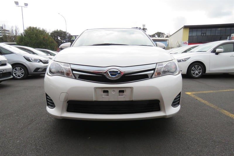 2015 Toyota Corolla Axio 1.5L Hybrid, photo 2