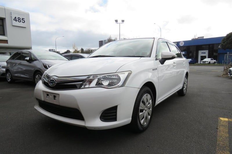 2015 Toyota Corolla Axio 1.5L Hybrid, photo 3