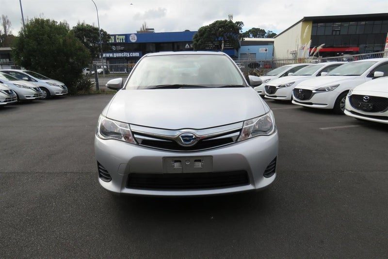 2015 Toyota Corolla Axio 1.5L Hybrid, photo 2