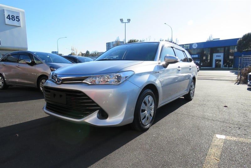 2017 Toyota Corolla Fielder 1.5L Hybrid, photo 3