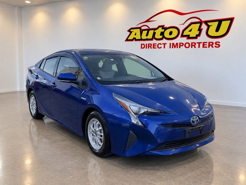 2015 Toyota Prius S