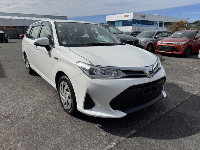 2019 Toyota Corolla Fielder New Shape, photo 3