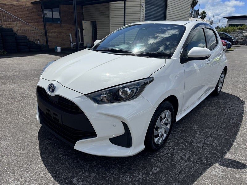 2021 Toyota Yaris YARIS Hybrid X, photo 3