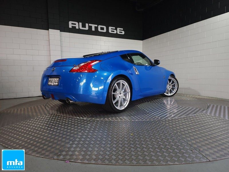 2009 Nissan 370Z, photo 2