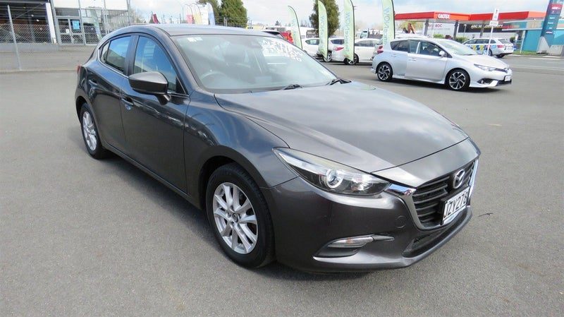2016 Mazda 3 GLX Hatch Auto NZ New, main photo