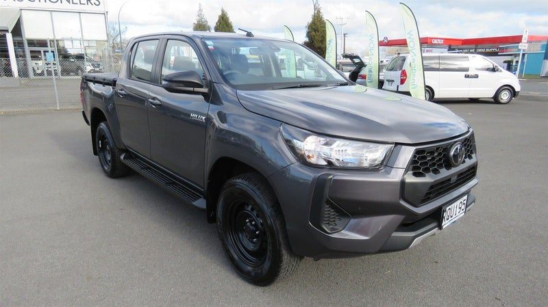 2026 Toyota Hilux SR TD DC 2.8DMHT/4WD