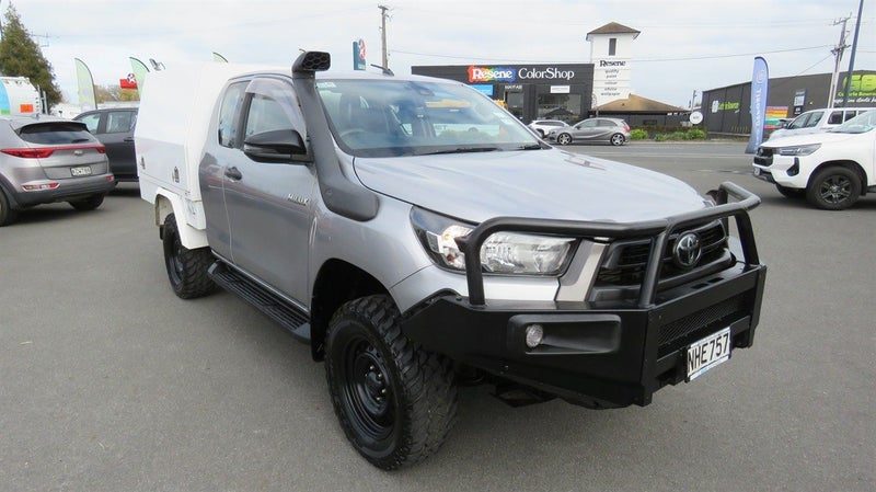 2021 Toyota Hilux SR 4WD 2.8DT Xtra Cab