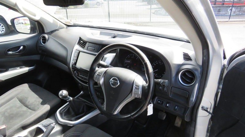 2020 Nissan Navara ST 2.3D/4WD/6MT/UT/4, photo 3