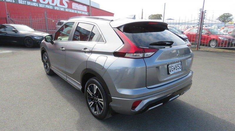 2023 Mitsubishi Eclipse Cross VRX 1.5PT/8CVT, photo 2