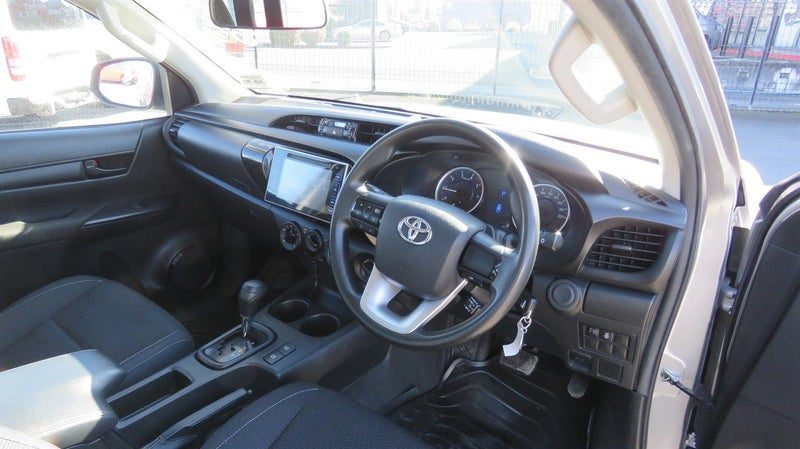 2018 Toyota Hilux SR TD EC/CC 2.8D/4WD, photo 3