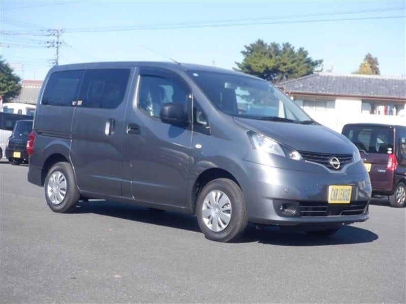 2025 Nissan NV200 GX