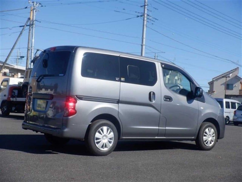 2025 Nissan NV200 GX, photo 2