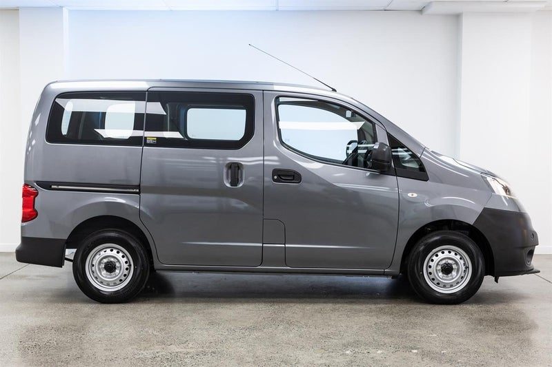 2026 Nissan NV200 VANETTE VAN, photo 2