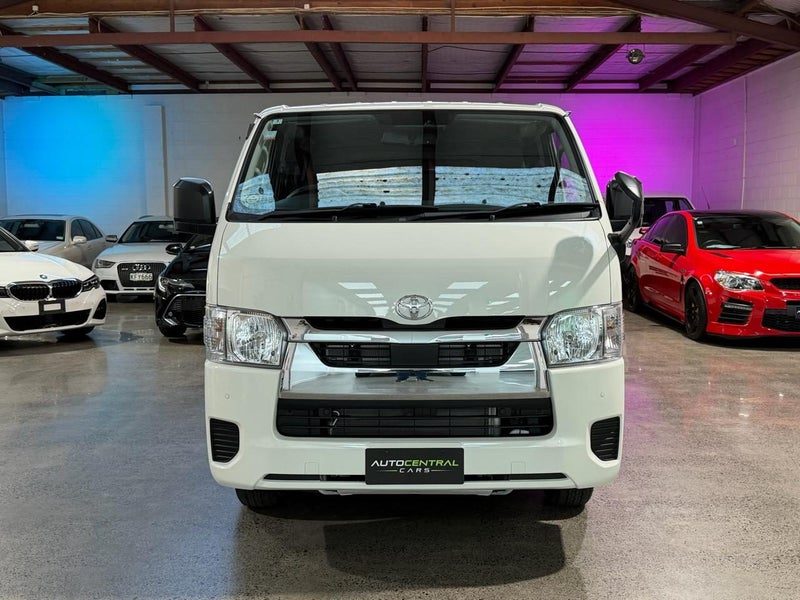 2025 Toyota Hiace 4WD LONG DX GL SPEC, photo 2
