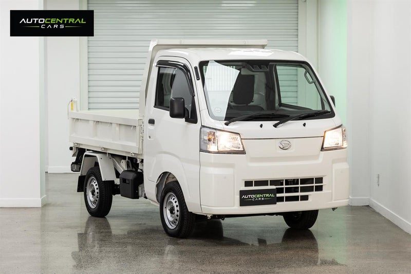 2025 Daihatsu Hijet 4wd TIPPER, main photo