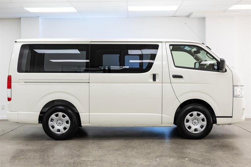 2026 Toyota Hiace LONG DX GL PACKAGE, photo 2