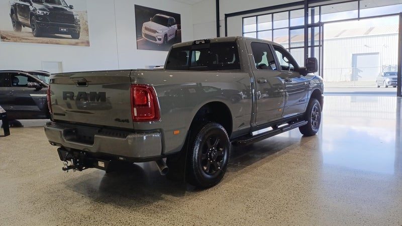 2026 Ram 3500 Ho, photo 3