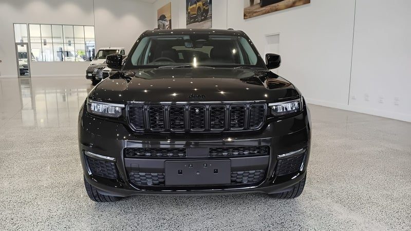 2026 Jeep Grand Cherokee Limited 5-Seat 3.6P, photo 2