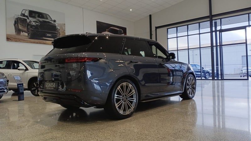 2024 Land Rover Range Rover Sport HSE, photo 3