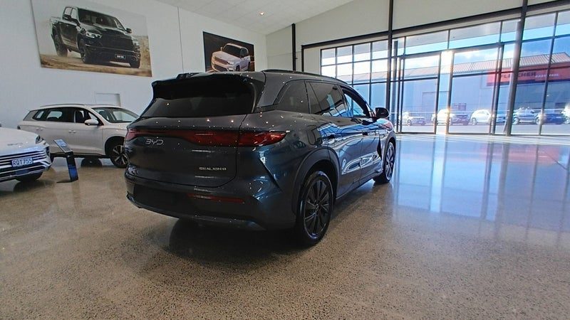 2026 BYD Sealion 8 Dm-I Dynamic Fwd, photo 3