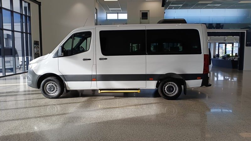 2026 Mercedes-Benz Sprinter 315 Mwb Bus, photo 2