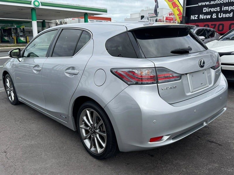 2013 Lexus CT 200h Creative Style Interior, photo 2
