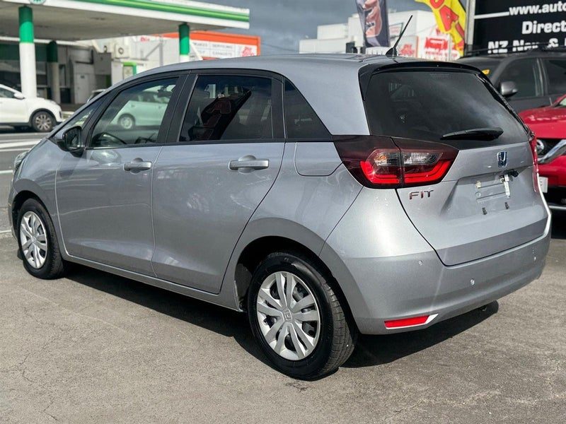 2023 Honda Fit EHEV Hybrid, photo 2