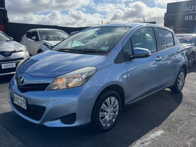 2011 Toyota Vitz