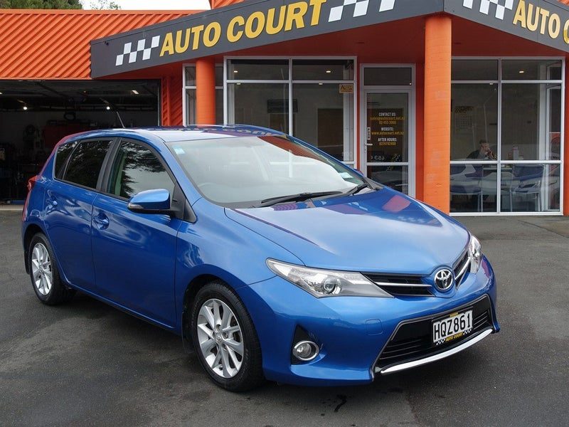 2014 Toyota Corolla GLX 1.8 Hatch, main photo