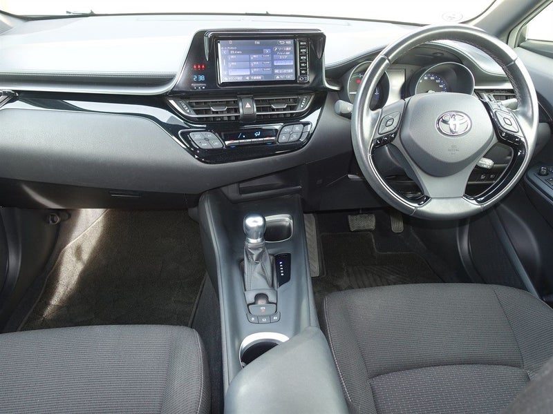 2017 Toyota C-HR S Hybrid, photo 3