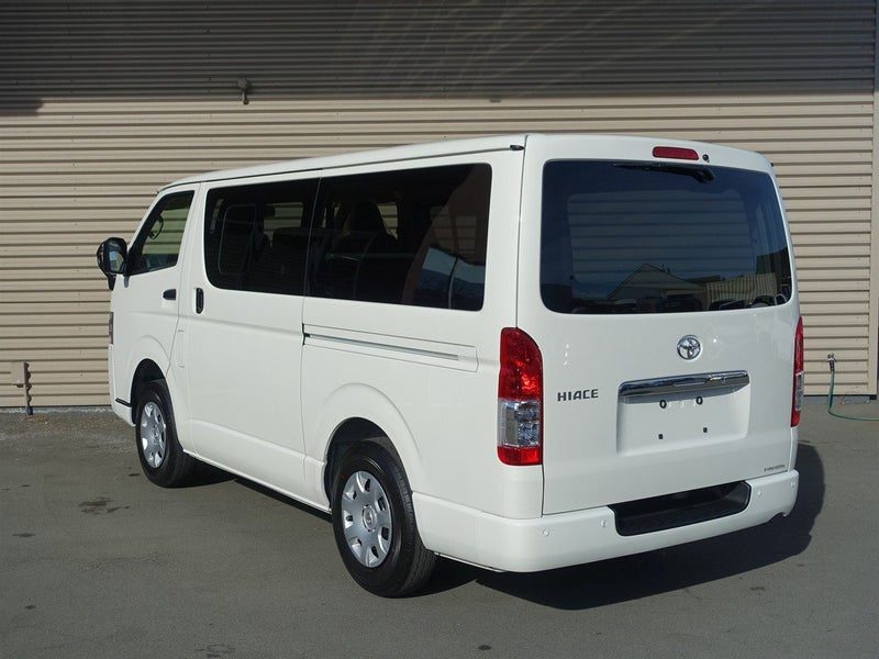 2026 Toyota Hiace DX 4WD GL Package, photo 2
