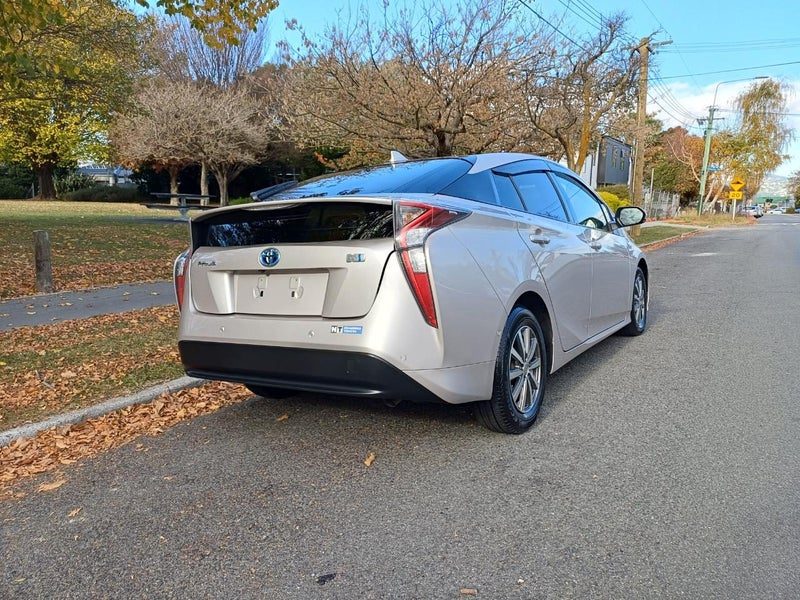 2018 Toyota Prius 1.8S Sports, photo 3