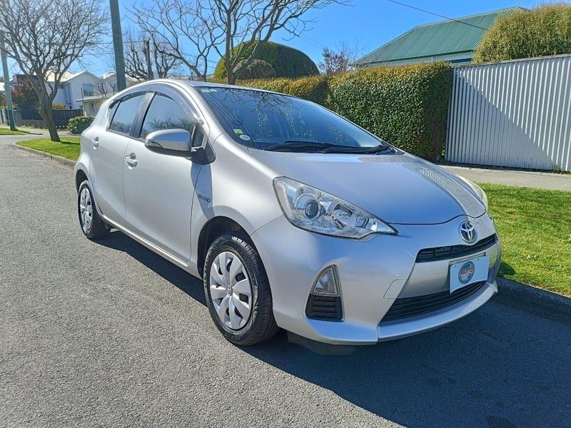 2012 Toyota Aqua G