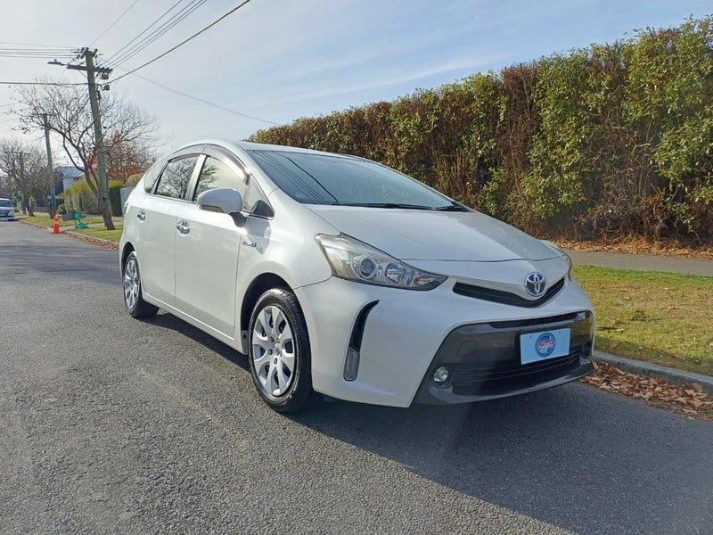 2015 Toyota Prius ALPHA S