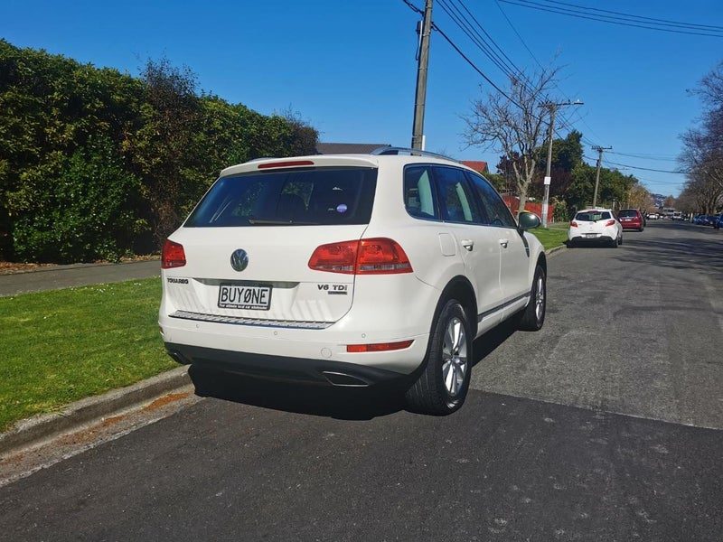 2011 Volkswagen Touareg V6 TDI 180Kw BlueMotion, photo 2