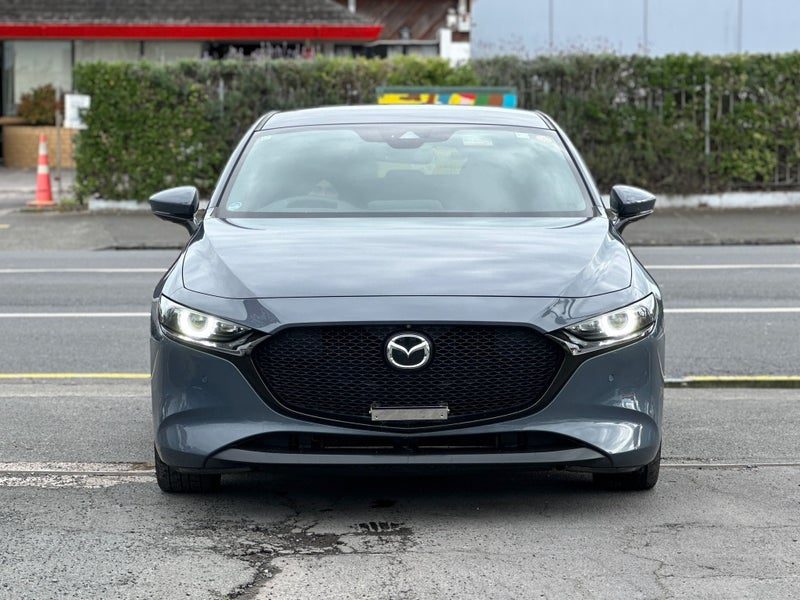 2019 Mazda 3 20S, photo 2