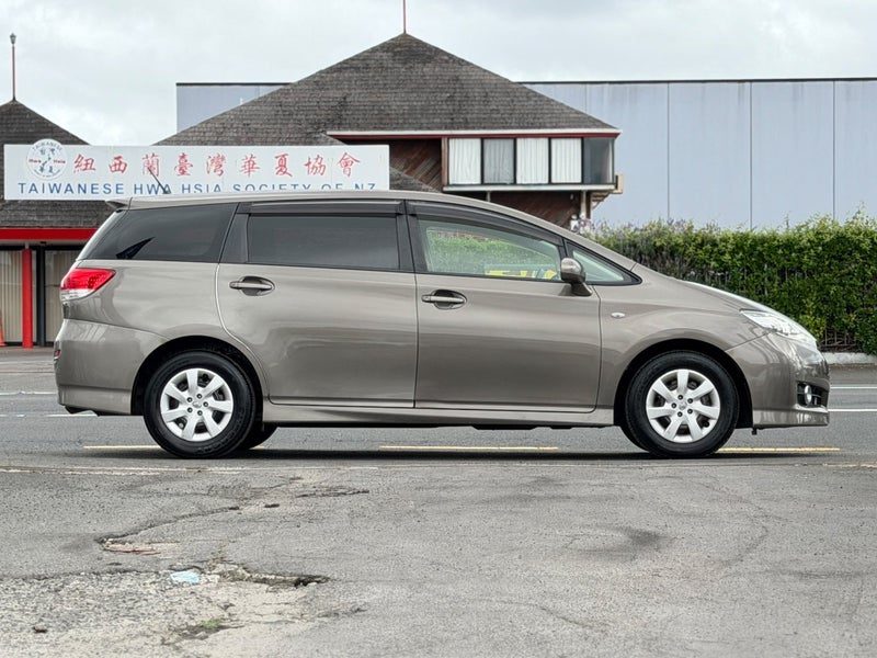2010 Toyota Wish 1.8X *Rev Cam | Bluetooth Audio*, photo 3