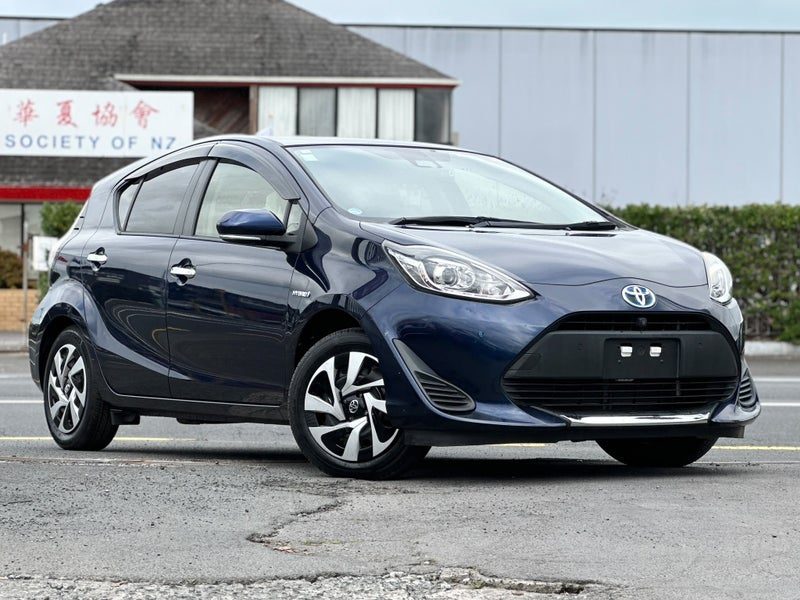 2021 Toyota Aqua, main photo