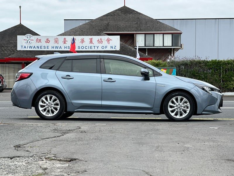 2019 Toyota Corolla Touring, photo 3