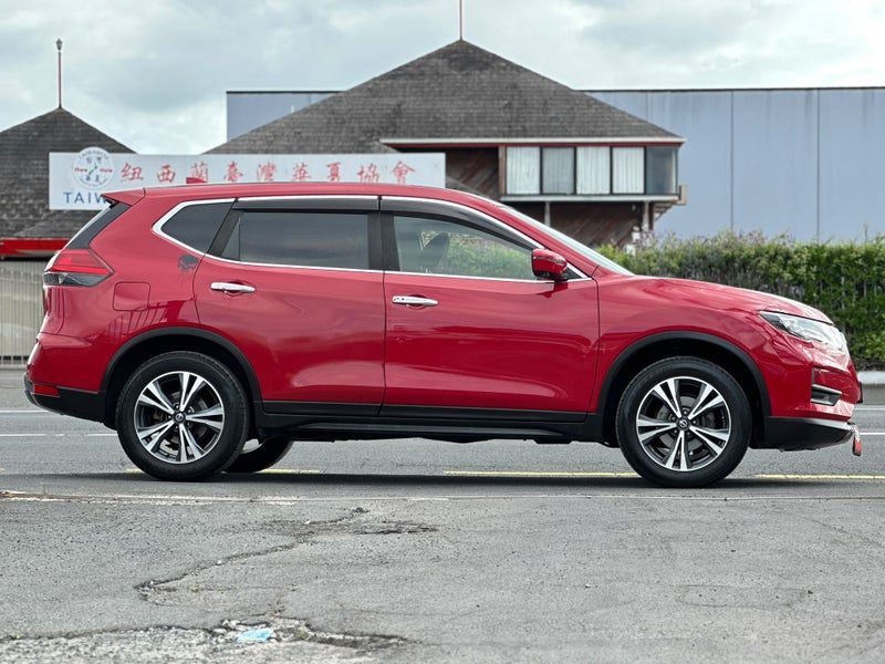 2017 Nissan X-Trail 20X Facelift *Power Boot*, photo 3
