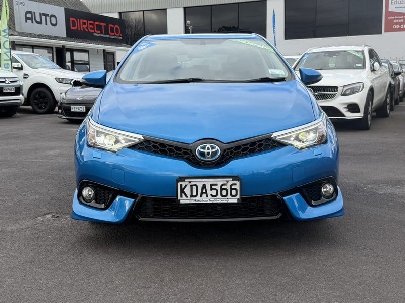2016 Toyota Corolla Hybrid, photo 2