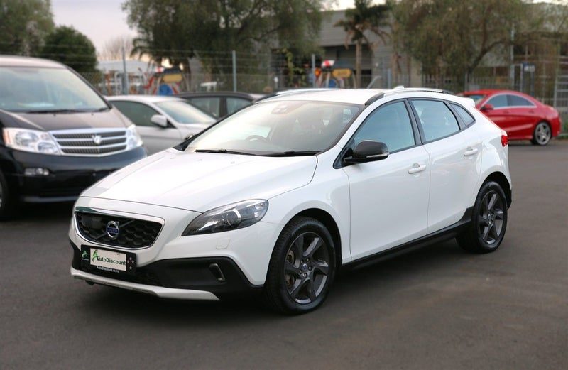 2013 Volvo V40 Cross Country, photo 2