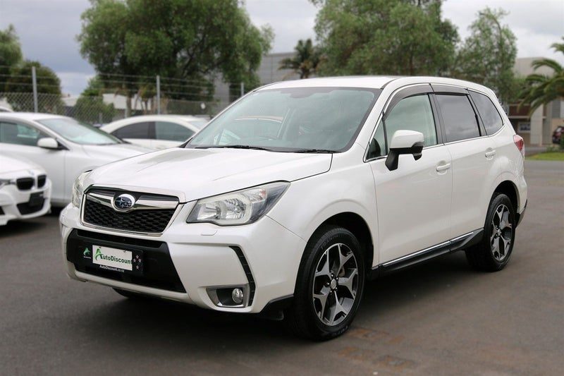 2013 Subaru Forester 2.0 XT, photo 2