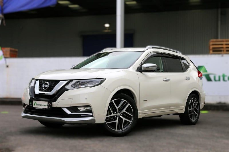 2018 Nissan X-Trail Hybrid, photo 2